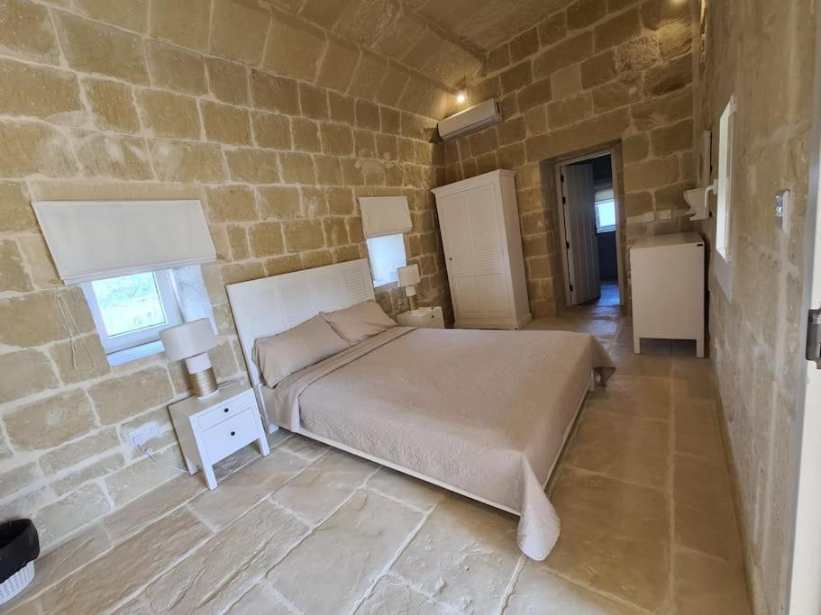 Farmhouse Villa With Large Pool And Garden In Gozo Gharb  Ngoại thất bức ảnh