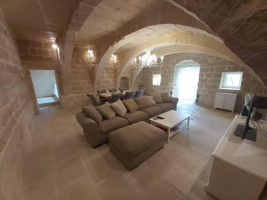 Farmhouse Villa With Large Pool And Garden In Gozo Gharb  Ngoại thất bức ảnh